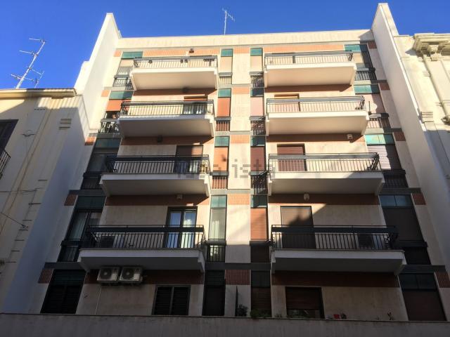 Appartamento in vendita a Madonnella, Bari