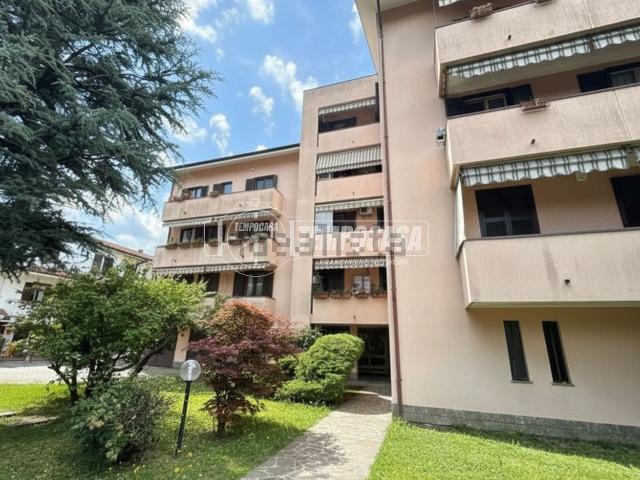 Appartamento in vendita a Santo Stefano Ticino, Lombardia