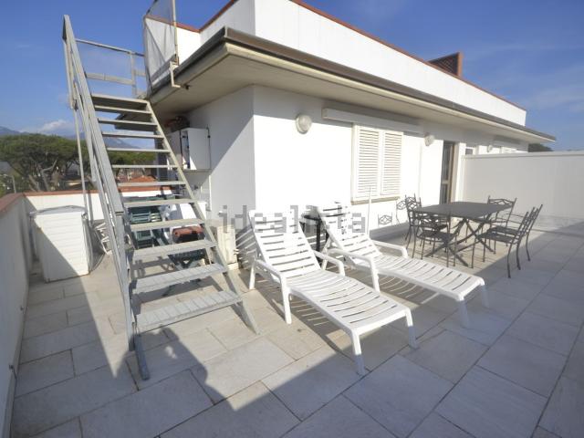 Attico in vendita a Tonfano, Toscana