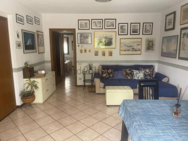 Appartamento in vendita a Felcioni, Marche