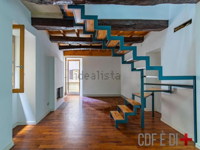 Appartamento in vendita a Centro storico, Montebuono