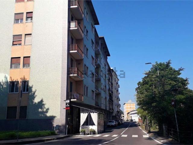 Appartamento in vendita a Casteggio, Lombardia