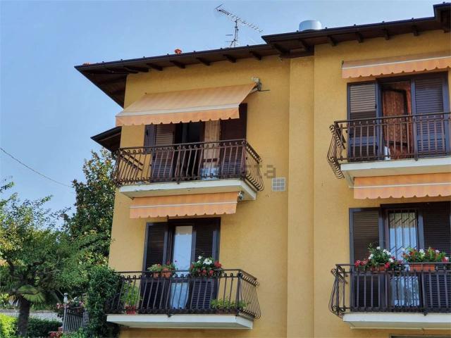 Appartamento in vendita a Grandate, Lombardia
