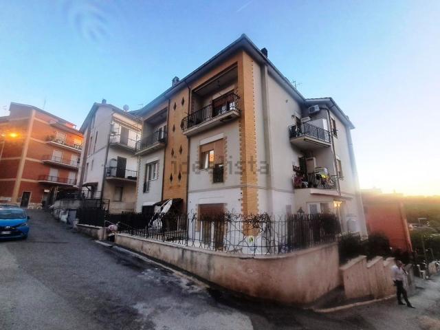 Appartamento in vendita a Costa Caselle, Roma Capitale