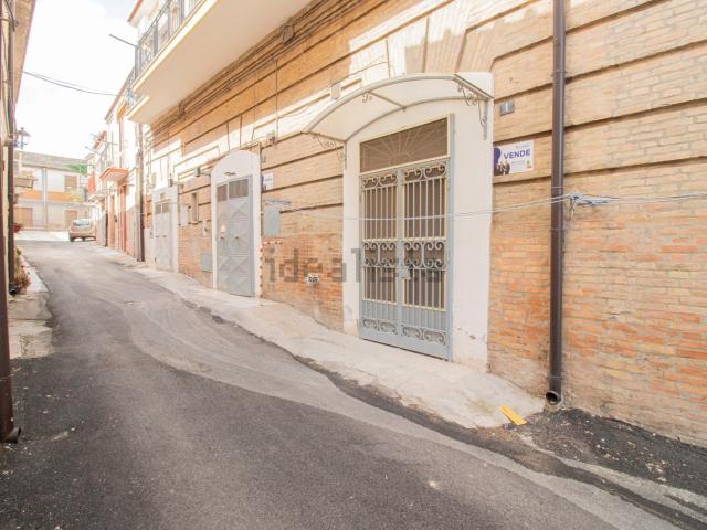 Appartamento in vendita a Lucera, Foggia