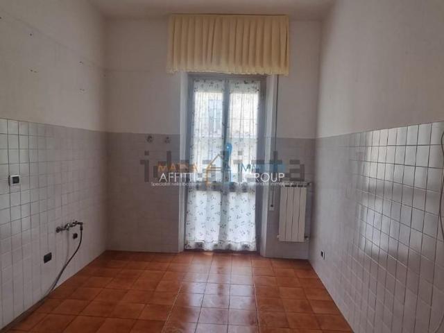 Appartamento in vendita a Carrara, Toscana