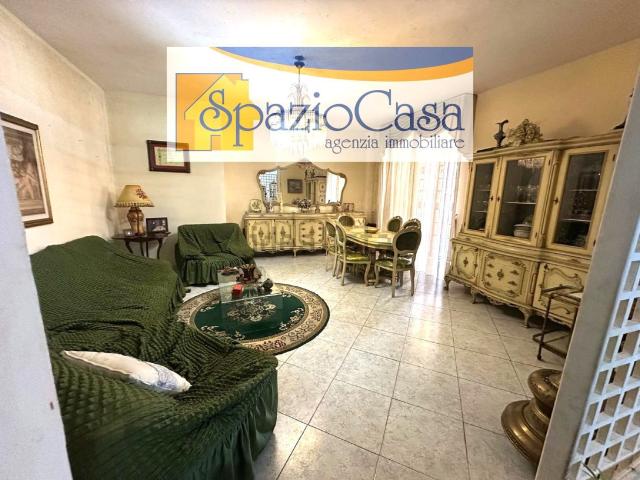 Appartamento in vendita a Arzano, Campania