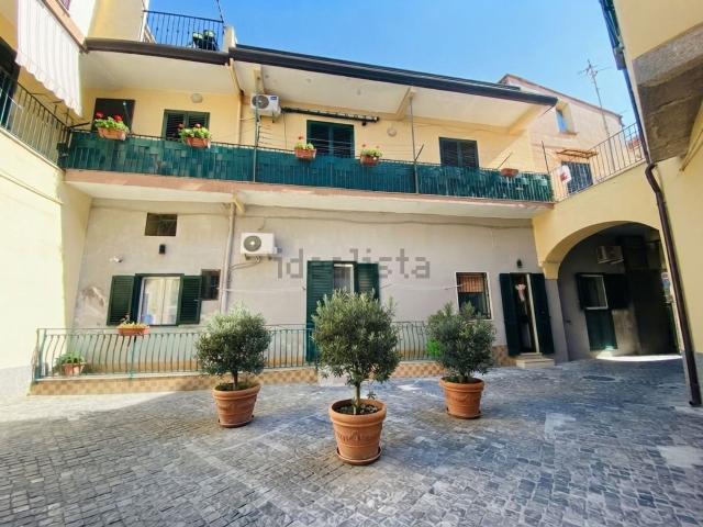 Appartamento in vendita a Frattaminore, Campania