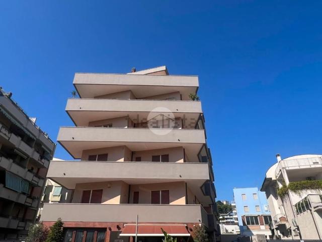 Appartamento in vendita a Zanni, Pescara