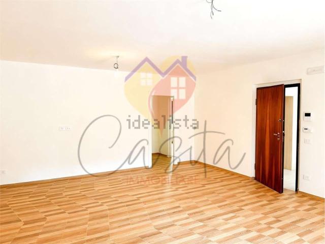 Appartamento in vendita a Marina centro, Marche
