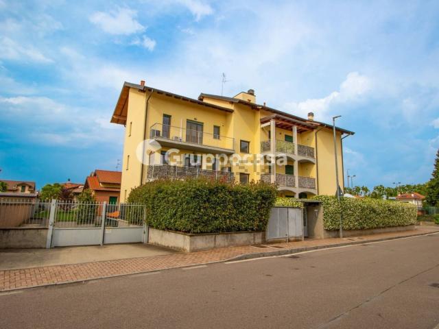 Appartamento in vendita a Santo Stefano Ticino, Lombardia