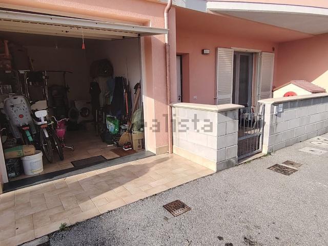 Appartamento in vendita a Calcinaia, Toscana