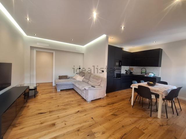 Appartamento in vendita a Bolzaneto, Genova
