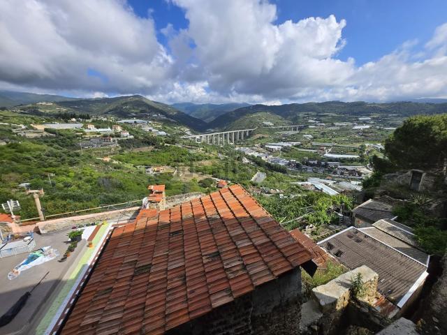 Appartamento in vendita a Poggio di Sanremo, San Remo