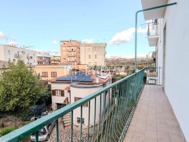 Appartamento in vendita a Cappuccini, Viterbo