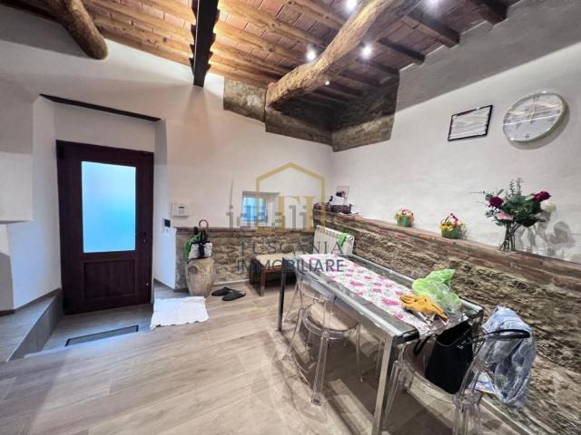 Appartamento in vendita a Colle di Val d'Elsa, Siena