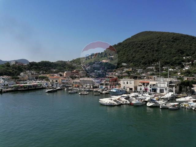 Appartamento in vendita a Ischia, Campania