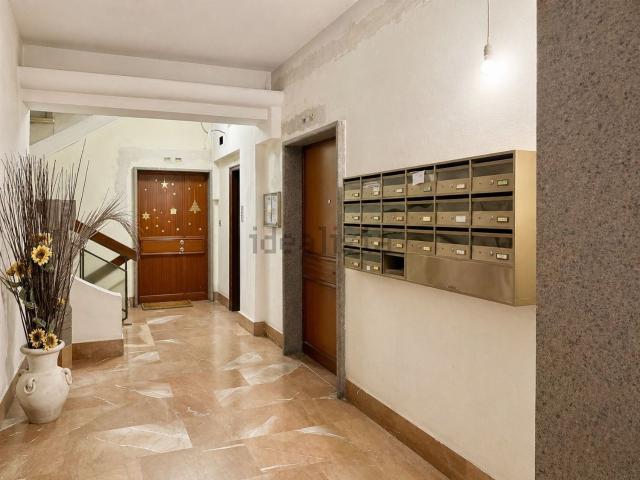 Attico in vendita a Municipio Roma XI, Roma Capitale