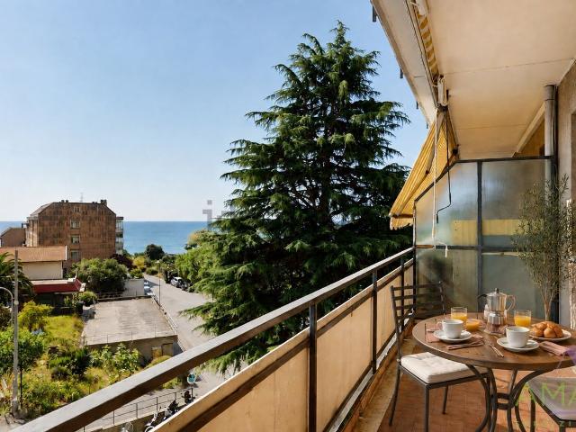 Appartamento in vendita a Albisola Capo, Liguria