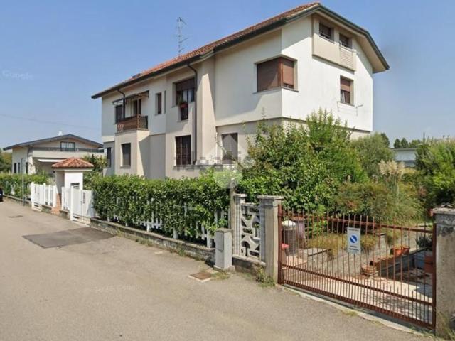 Appartamento in vendita a Cascina Villa, Lainate