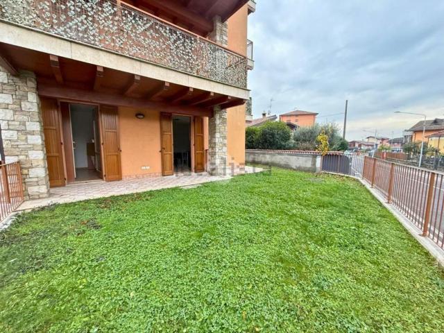 Appartamento in vendita a Pirlotti, Capriolo