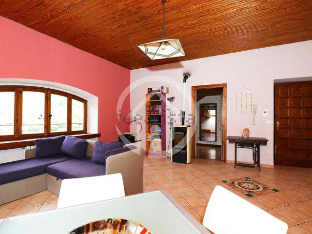Appartamento in vendita a Ciarmis, Villar Pellice