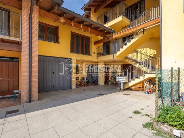 Appartamento in vendita a Pagazzano, Bergamo