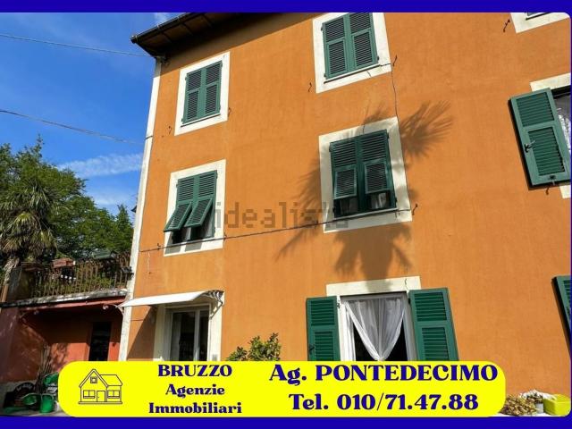 Appartamento in vendita a Gallaneto, Campomorone