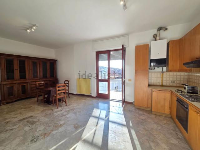 Appartamento in vendita a Prevalle, Lombardia