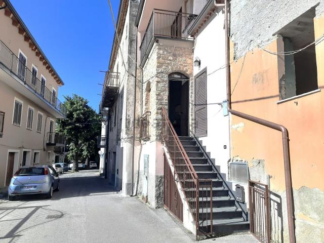 Appartamento in vendita a Ceraso, Campania