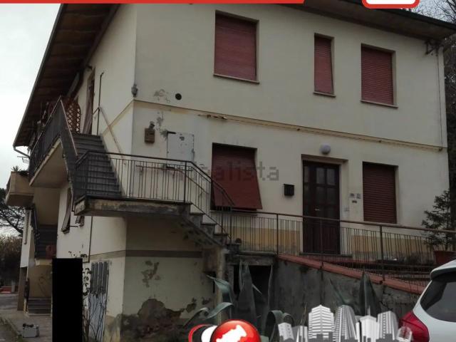 Appartamento in vendita a Bucine, Toscana