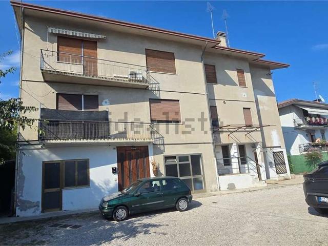 Appartamento in vendita a Centro, Montebelluna