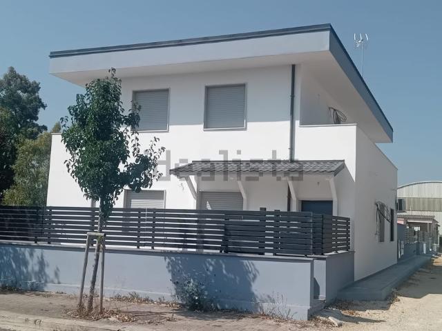 Appartamento in vendita a Villaggio Trieste, Latina