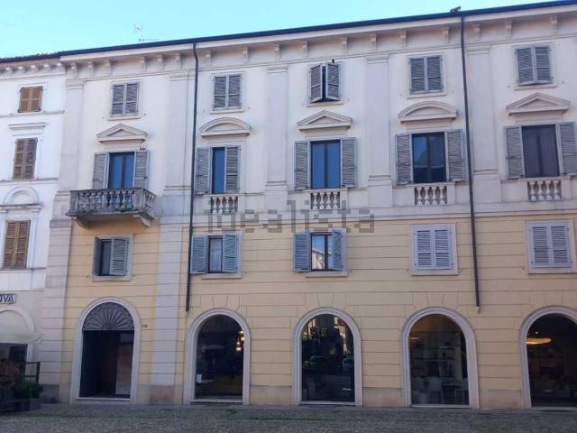 Appartamento in vendita a Centro Storico, Cremona