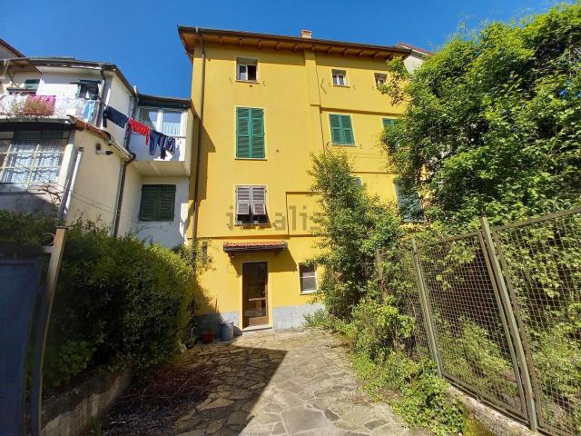 Appartamento in vendita a Crocefieschi, Liguria