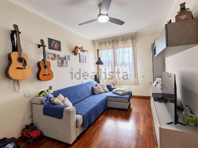 Appartamento in vendita a Vecchiazzano, Forlì