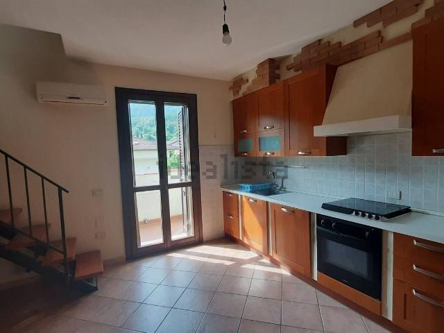 Appartamento in vendita a Grotta Parlanti, Montevettolini