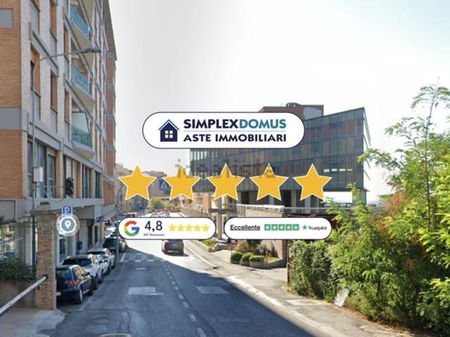 Appartamento in vendita a Centro storico, Marche