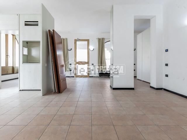 Appartamento in vendita a Cascine Olona, Settimo Milanese