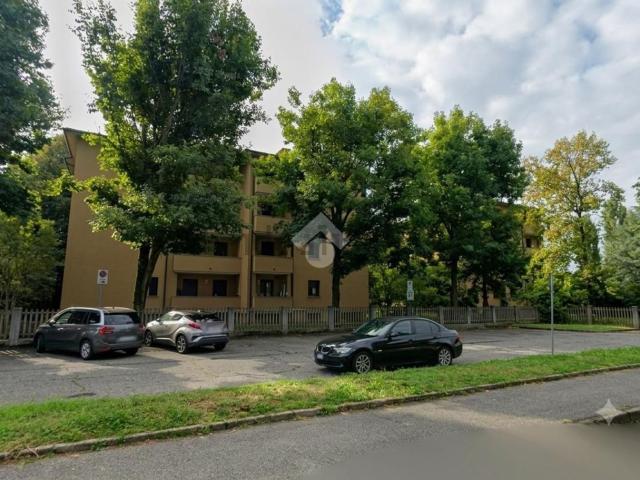 Appartamento in vendita a Vimercate, Lombardia