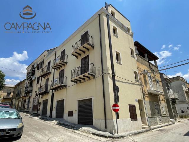 Appartamento in vendita a Delia, Sicilia