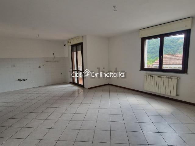 Appartamento in vendita a Dicomano, Firenze