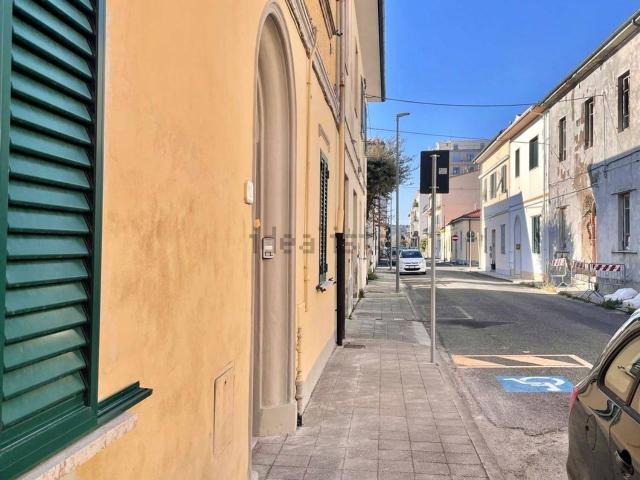 Appartamento in vendita a Rosignano Marittimo, Toscana