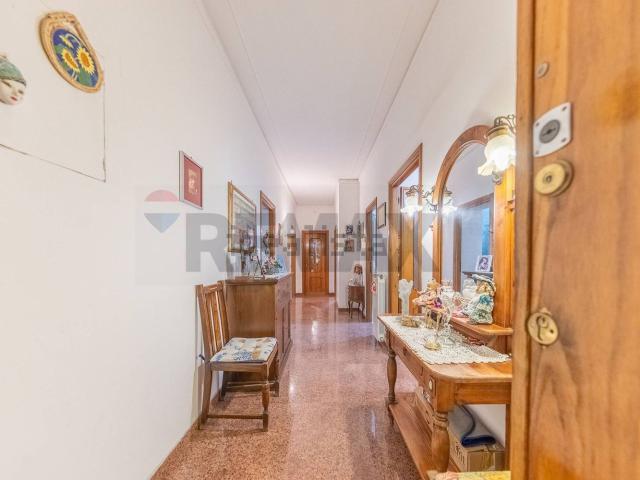 Appartamento in vendita a Ville di Nemi, Roma Capitale