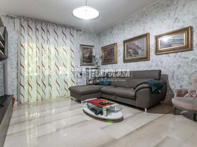 Appartamento in vendita a San Bartolomeo, Como