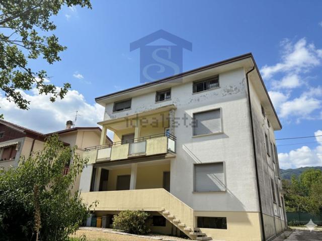 Appartamento in vendita a Aviano, Friuli-Venezia Giulia
