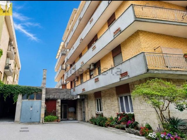 Appartamento in vendita a Montorio Al Vomano, Abruzzo