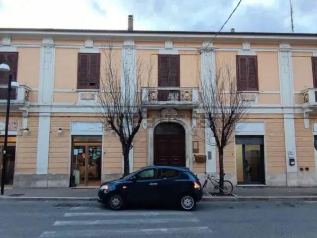 Appartamento in vendita a Sulmona, Abruzzo