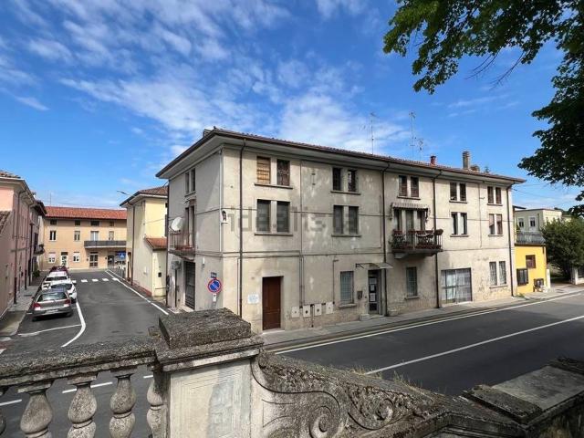 Appartamento in vendita a Roncoferraro, Lombardia