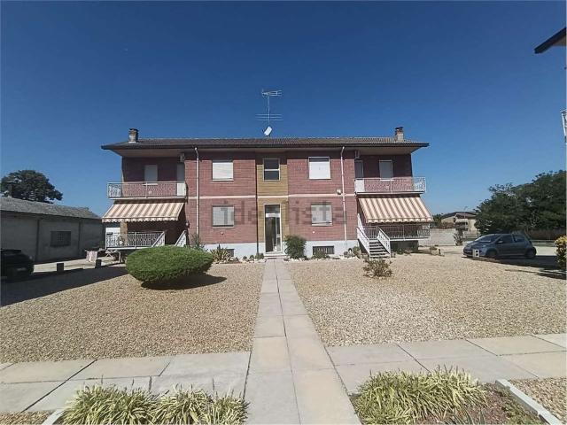 Appartamento in vendita a Lomello, Lombardia
